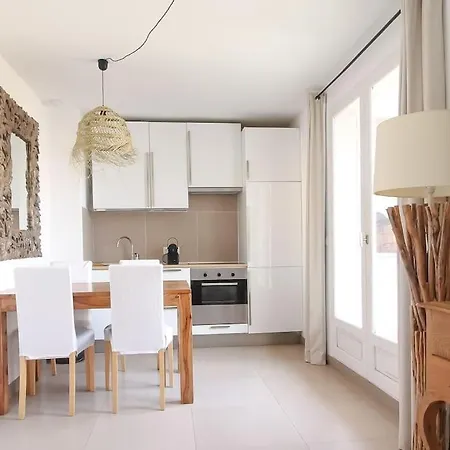 Apartman Airco Studio With Terrace At 2 Steps From The Sea