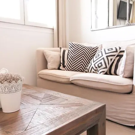 Airco Studio With Terrace At 2 Steps From The Sea * 滨海卡瓦莱尔