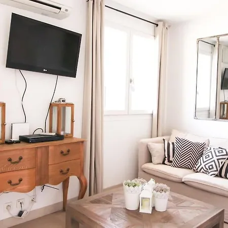 Airco Studio With Terrace At 2 Steps From The Sea 公寓
